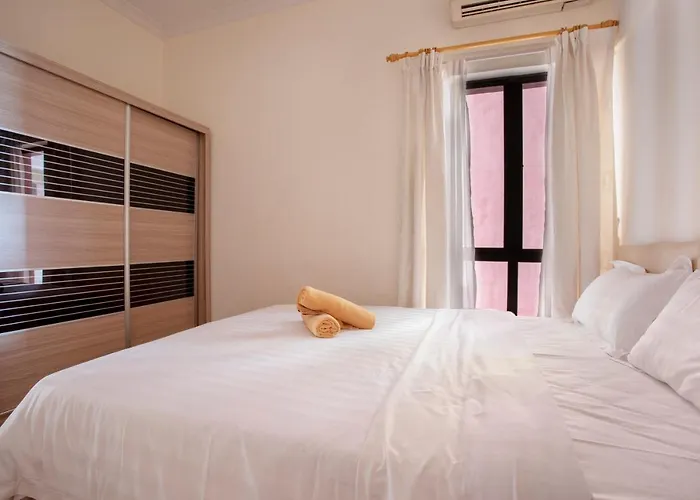 Marina Court Kota Kinabalu-Stay And Get Cash Rebate